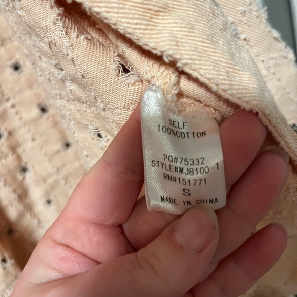 Light pink textured jacket - Picture 7 of 8